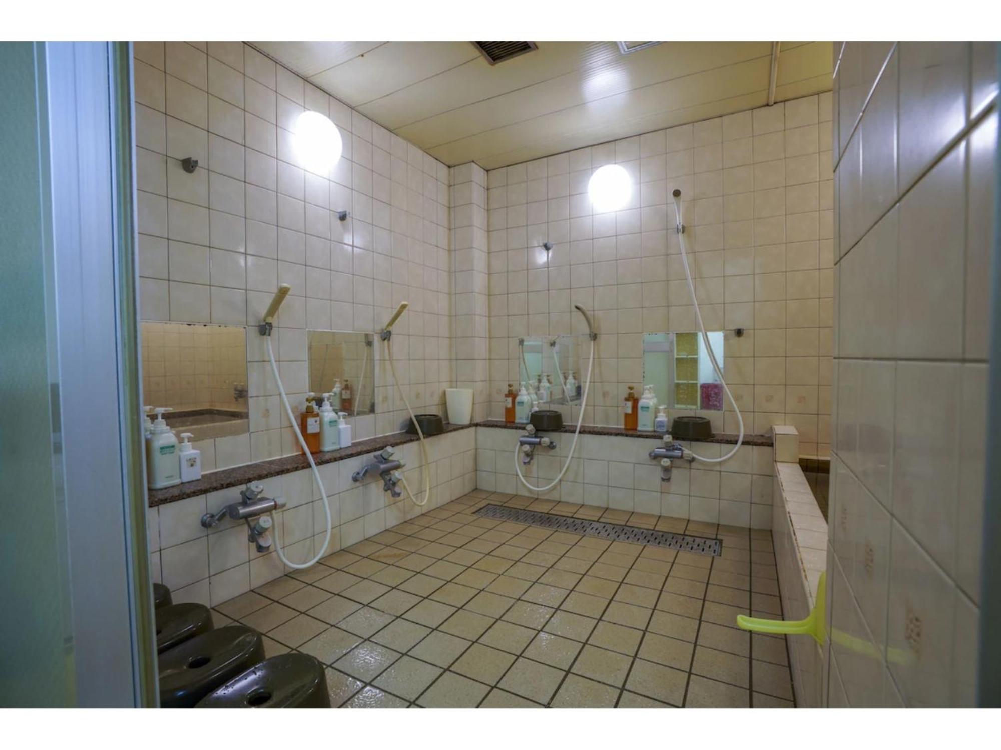 Male Only Capsule Hamamatsucho - Vacation 68799v Hotel 2*